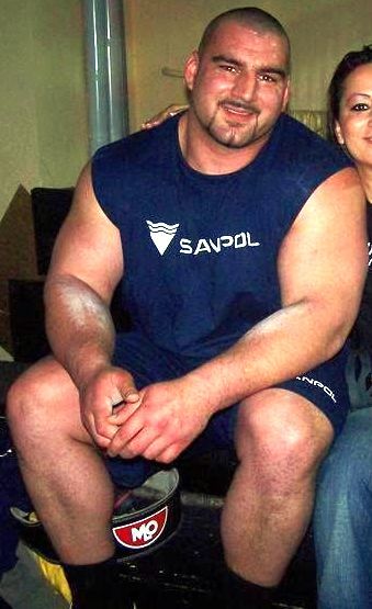 justbulls:  Strongman Bull