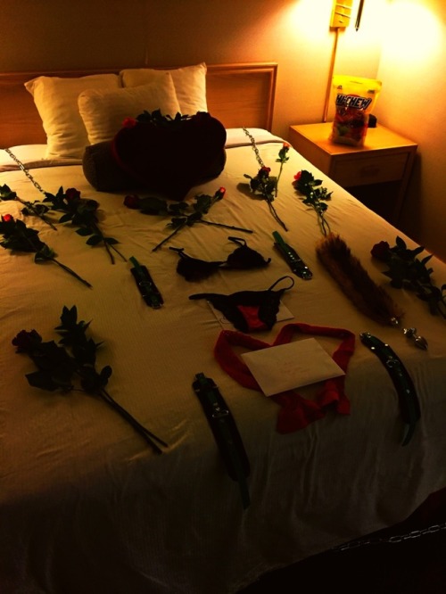 thecreativekink:My Valentine’s with my fox was amazing!! With some of the best most fun I’ve ever had with her!