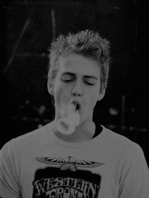 daddarioh:  I love acting because it’s a bit of an escape. It gives you the ability to reinven