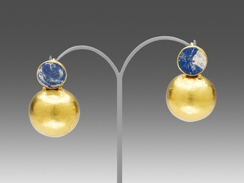 theancientwayoflife:~ Pair of Earrings.Date: A.D. 1st centuryPlace of origin: EgyptCulture: RomanMed