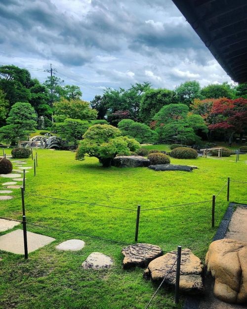 菊屋家住宅（菊屋氏庭園）[ 山口県萩市 ] ③ Kikuya Residence Garden, Hagi, Yamaguchi ーー世界遺産・萩城下町の藩御用商人の邸宅に残る、枯山水の書院庭園と通常