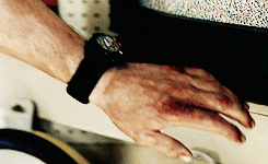 farrells:  dean: body parts (1/3)→ hands 