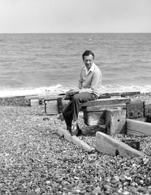 leadingtone: Edward Benjamin Britten(22 Nov. 1913 - 4 Dec. 1976) Once upon a time there was a prep-s