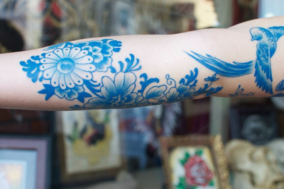 Amayzin Airbrush Tattoos  Snowflake tattoo in 3 shaded colours white light  blue dark blue  Enfield Mega Market  Facebook