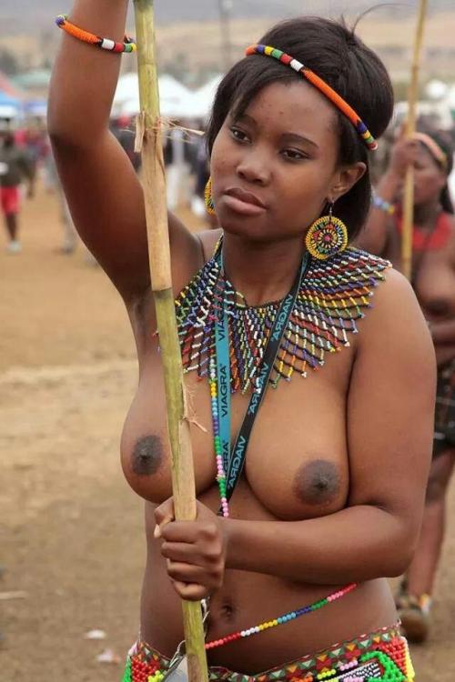 theverykenyans: African Breasts @