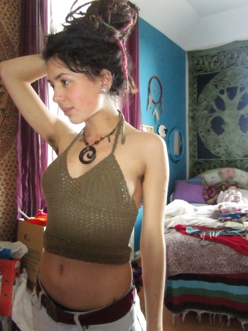 allnaturalwomen:  Young and Hairy Pits Series  She is so amazing