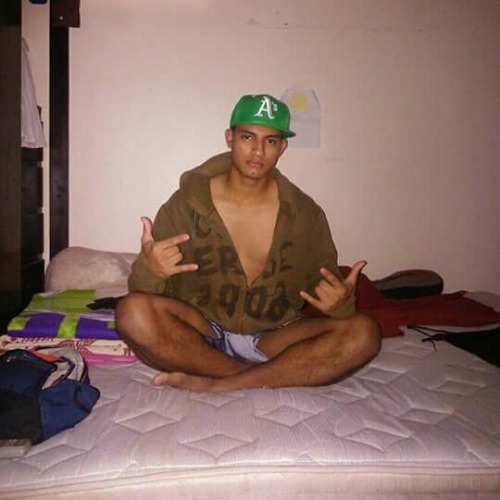 Q&rsquo; Estampa de MACHO L@TINO para acompañarle en el YOGA y algo más.