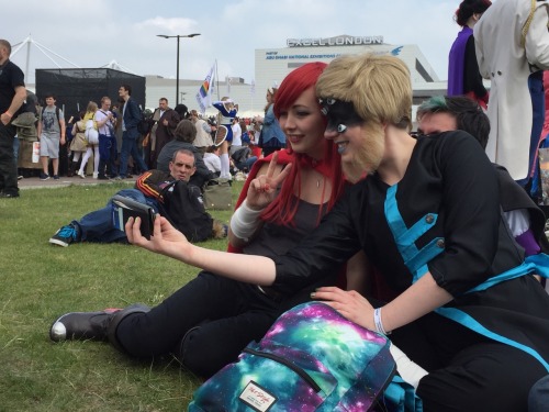 hopelesscasecosplay:Eyyyy Yog meet pictures, nice to see you all again and some for the first time, 