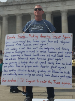 resistdrumpf:Give this man a medal! He can