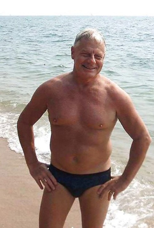 lenoir22:Nice man