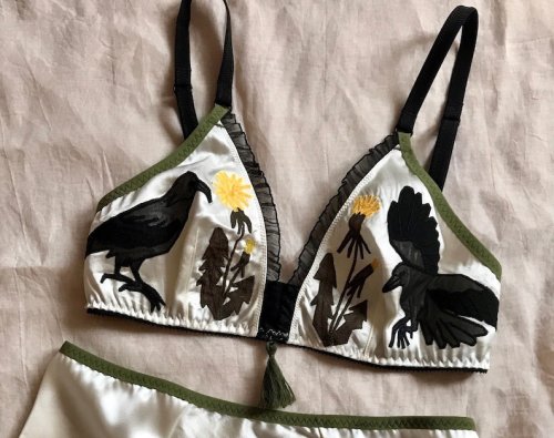 littlealienproducts:    Silk bra with ravens