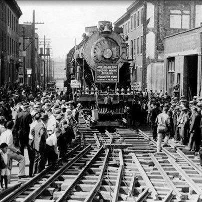 Baldwin LocomotiveHere is a photo of it going down Vine Street on its way to the Franklin Institute 
