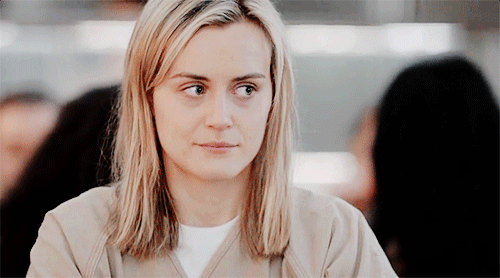 ouat-swanprincess:  ‘I plan on spending my entire sentence avoiding you’ 