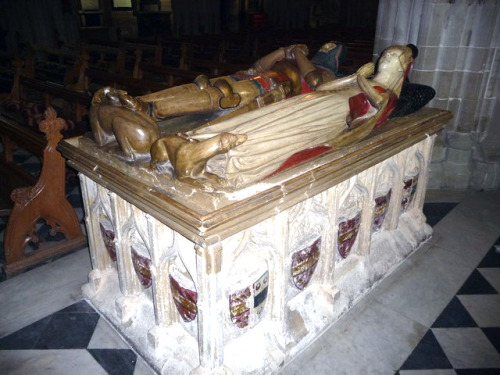 Effigy of Sir John de Beauchamp, 1st Baron Beauchamp of Kidderminster (died 1388) and his wife Joan