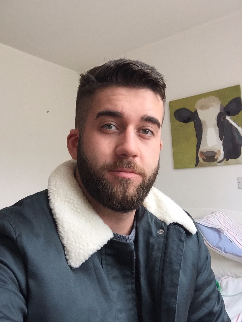 bulldogprince:  Me feat. Glancing Cow (2015)