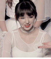 sohyun:send me your girl group bias and i will make you a gifset:wjsn’s cheng xiao for anonymo