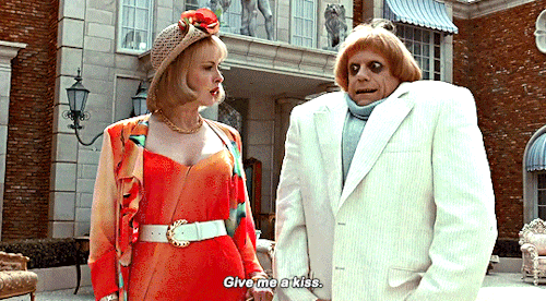 stars-bean:Addams Family Values (1993) dir. Barry Sonnenfeld