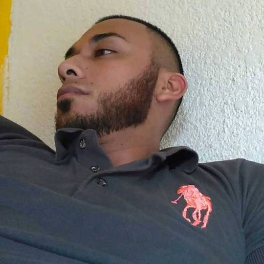 alfredoquiereleche:  Policía xalapeño con una verga muy rica