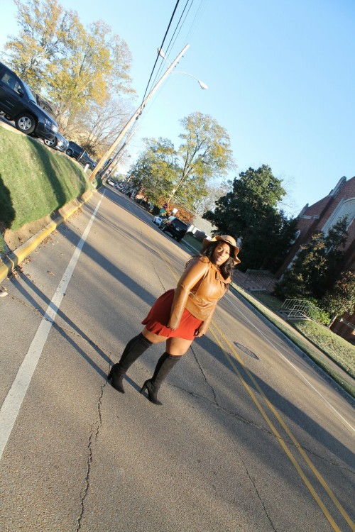 iam-stacy:  Fall/holiday outfit ideas! 🍁🍂🍃  Www.curvybliss.blogspot.com Www.instagram.com/thecurvybliss   For outfit dets!! ☝☝☝ 