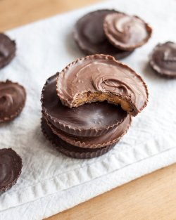 thecakebar:  How to Make Peanut Butter Cups