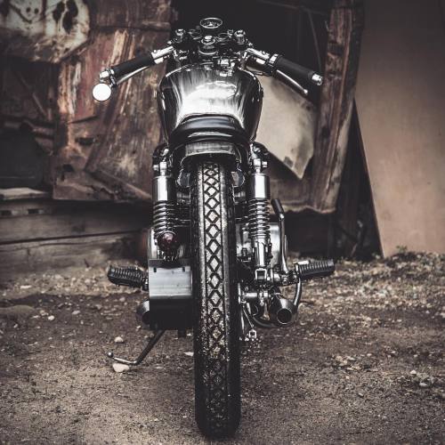 CAFE SİX RACER