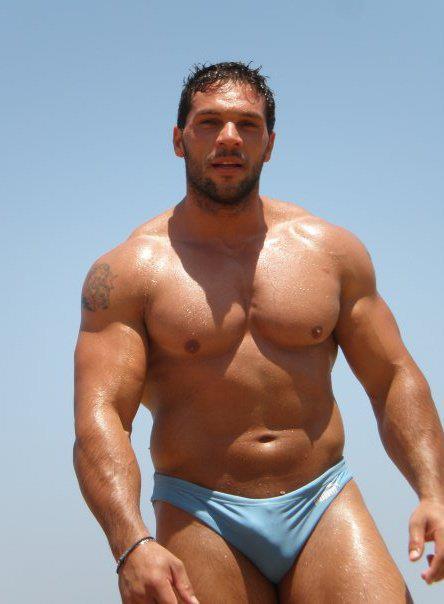chingones:  julesvivier:  Ultimate body       (via TumbleOn)