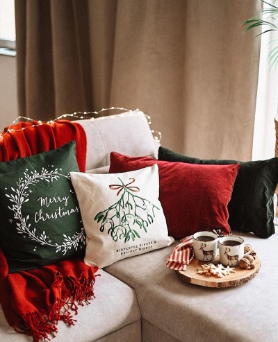 silvxerbells:fallingforchristmasworld:❄️⛄️☕️ winter/christmas all year 🎅🎄🎁  