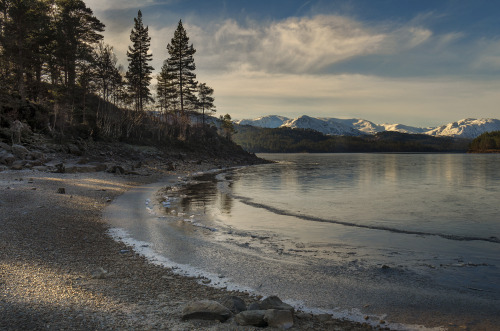 thefergs-pics:  Loch Beinn a Mheadhoin 