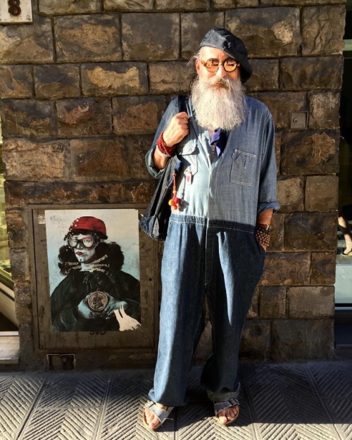 Day 4 in your Uomo 94! A total denim look in my boiler suit of Levi’s for Opening Ceremony Beret and