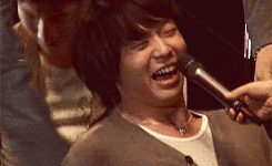  remember that time when they put ice on Junsu and Yoochun’s backs and pants  