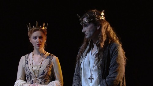 shredsandpatches: tuffetu:David Tennant as perfect Richard II. (1/∞) HELP CANNOT STOP REBLOGGI