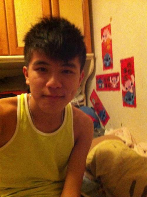hkstudentgay: 相信好多人都睇過呢幾張 新既呢…就睇反應啦