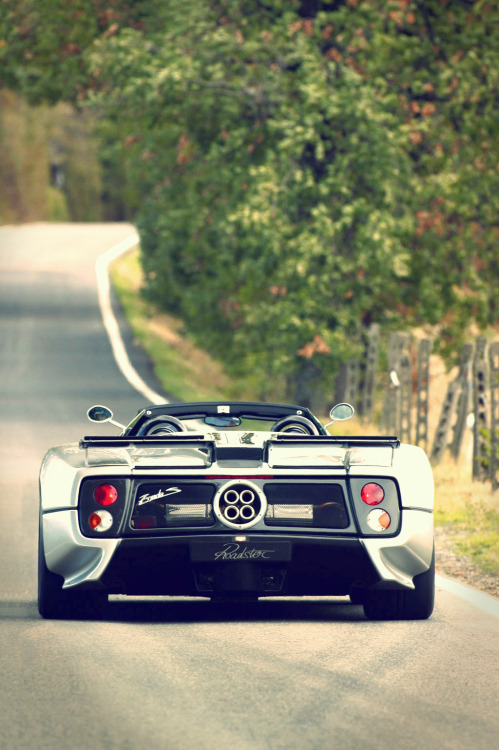 SUPER LUXURY