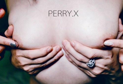 perryxx:  私汤博客邀请码， 请私信the invitation of private blog ，send Message please 