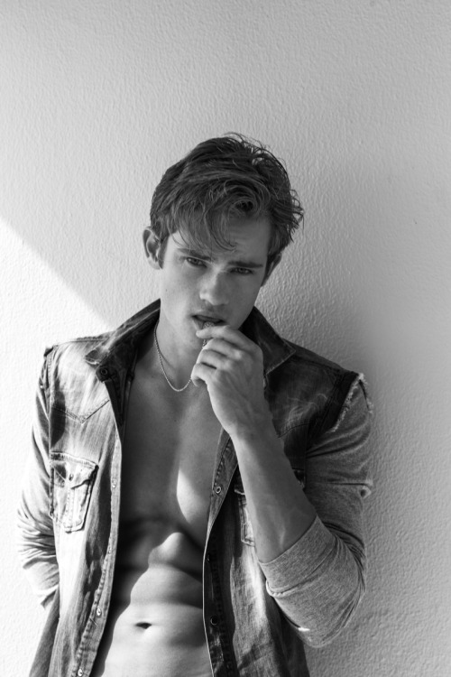 sean-clancy:Ludan Theron, Cape Town - South Africa, December 2014 by Justin Violini
