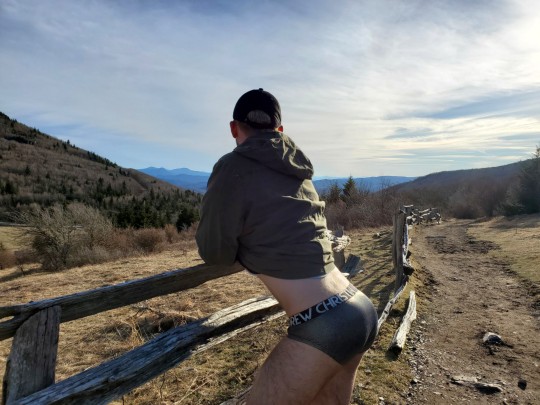 wolfysuxx: If a gay goes hiking and doesn’t take thotty underwear pics, did he even hike? 