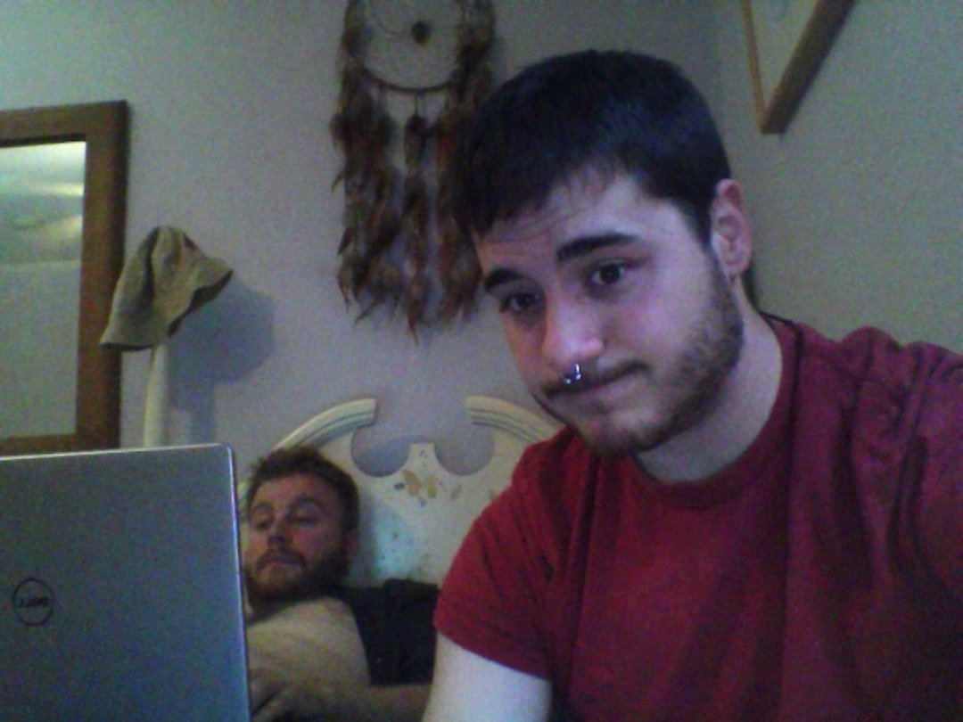 notlostonanadventure:  hawkakux:  Couples who blog together blog together.  This