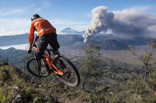 bikesandpunk:Volcano?