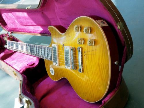 ...........GUITAR:LUST............