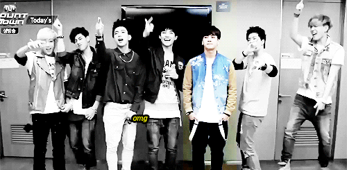 markjin:  the day jackson realize how mark felt when being in a room filled with