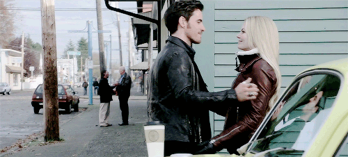 captainswansource:Just a casual kiss and stroll bright and early in the town of Storybrooke.