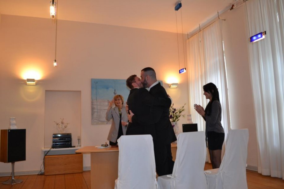 homoaffectivity:  Spencer Reed Marries Boyfriend in Berlin