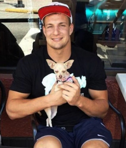 mendogsotherpets:  Super Bowl Champion XLIX New England Patriots Tight End, Robert James “Rob” Gronkowski Is 26 Today - May 14, 2015Born:  May 14, 1989