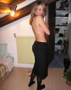 luvallwoman1:  sexy housewife Christina :-)))) 
