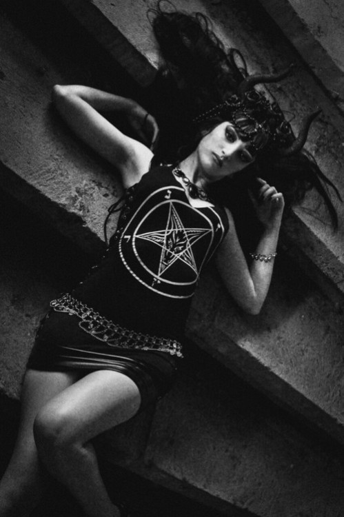 VARNUAK | via Tumblr pe We Heart It.