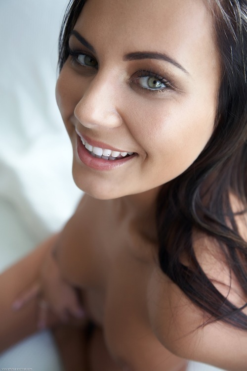 nakedandobserved:  Beauty