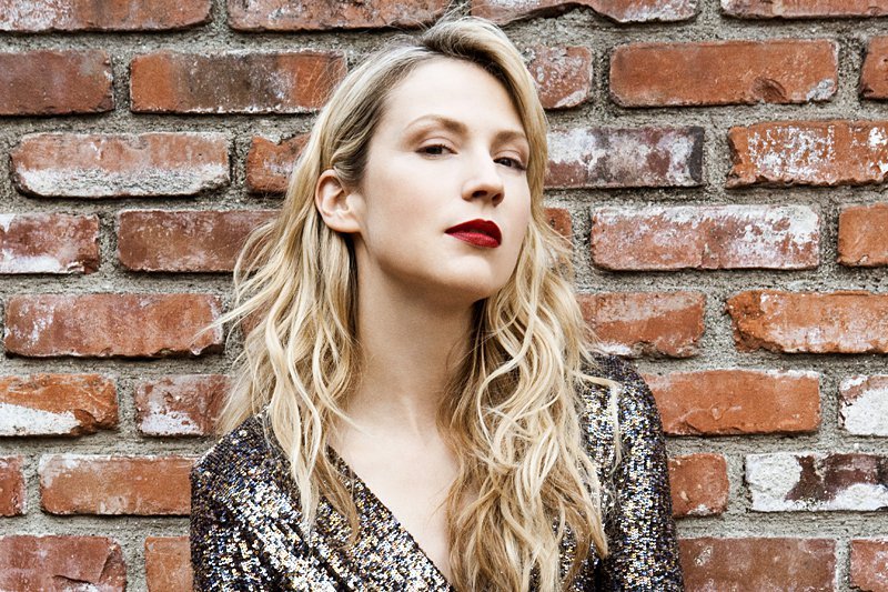 cutegirloftheday:  Cute girl of the day is Beth Riesgraf!