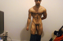 savvyifyanasty:  yourbigblackguy:  He got all what somebody want  &gt; so fuckin sexy   Let me give you a hand :-)))