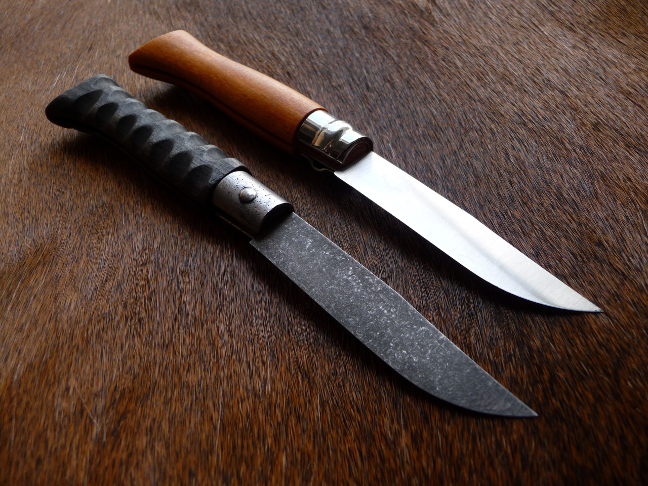 ru-titley-knives:  A few pics up just to show the differences between the original