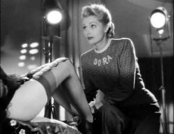  Simone Renant And The Legs Of Suzy Delair In The Classic French Crime Film Quai
